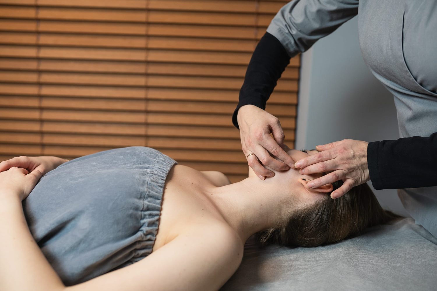 Relaksacyjny masaż i kosmetologia terapeutyczna